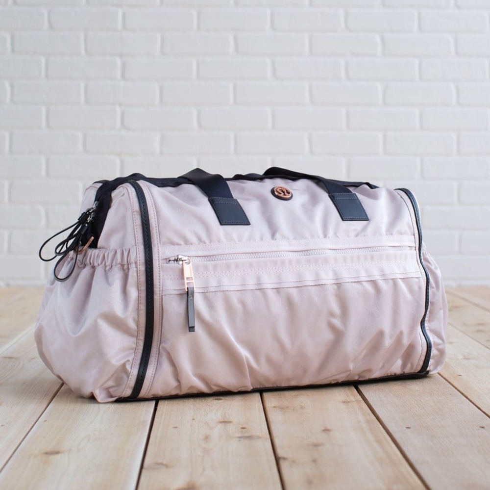 Stunning embossed Lululemon Weekend Warrior Bag